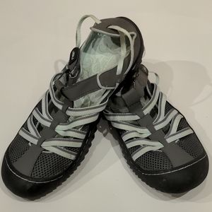 Sz 8 JBU by Jambu women's sandals light blue and grey recycled all terrain vegan